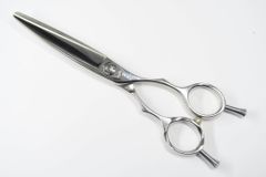 Cランク【トギノン TOGINON】 Hi-skill Queen FX 5.8 セニング 美容師