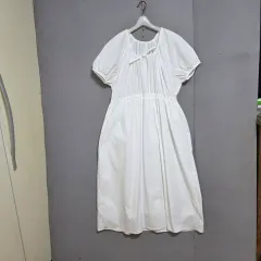 白 シャカシャカ素材 ルーズフィット ロング丈ワンピース FF n2310