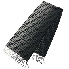 FENDI ズッカ柄 マフラー ブラック グレー - メルカリ