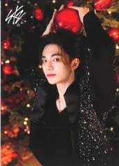 StrayKids Hyunjin 2023 Xmas POPUP STORE 4/6