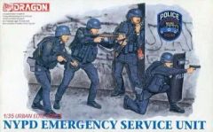 【中古】プラモデル 1/35 NYPD EMERGENCY SERVICE UNITU.S. -ニューヨーク市警緊急出動部隊- 4体セット 「URBAN ELITE SERIES」 [6506]