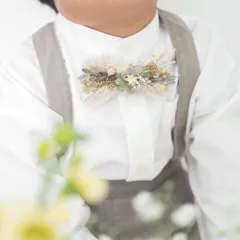 リニューアル!! 3way𓂃𓂂𓏸ドライフラワー 蝶ネクタイ 02 / グリーンホワイト フラワーヘアアクセサリー ヘアクリップ /　赤ちゃん蝶ネクタイ キッズ蝶ネクタイ /  フラワーブローチ コサージュ 髪飾り / 浴衣 七五三 着物 被布飾り 帯飾り