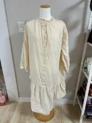 アイボリー ロング ONE PIECE フリル 装飾