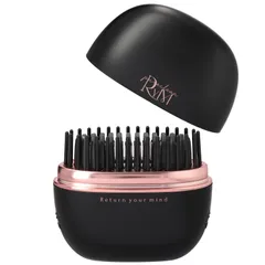 新品 RYM ポータブル コードレス ヘアアイロン 【軽さ137gで持ち運び楽々！手のひらサイズ】 コーム ストレートアイロン ミニ アイロン コテ 充電式 (ブラック)