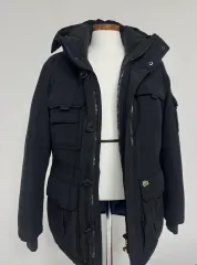 ラコステ ブラック ダウン ジャケット 48