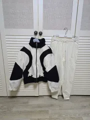 バイカラー ジップアップ ジャケットと NIKE パンツ セット