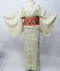 小紋 夏用 単衣 仕立て上がり 単品 Mサイズ ポリエステル100％ 白地に鶯色 モダン お手入れ簡単 洗える着物 NO43130