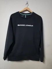 UNDER ARMOUR アンダーアーマー 黒 カラー スウェット Tシャツ 110 起毛 なし