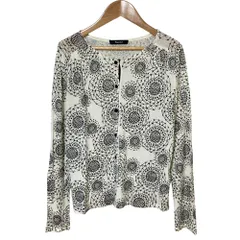 美品 アクアスキュータム 総柄ニットカーディガン 10 ホワイト×ブラック レディース 古着 中古 USED