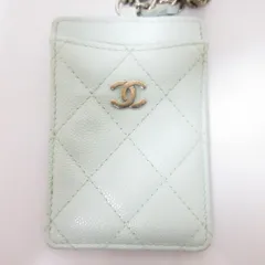 CHANEL シャネル キャビアスキン マトラッセ キーリング付き チェーンパスケース ライトブルー レディース 古着 中古 USED