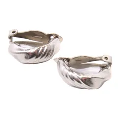 【シルバーイヤリング】　両耳　アクセサリー　レディース