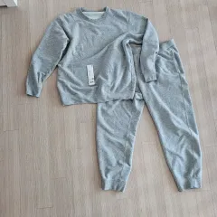 ユニクロ ウルトラストレッチスウェットセット XL