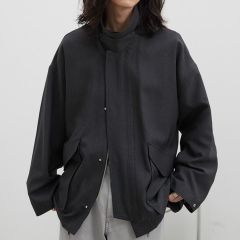WYM LIDNM LIGHT WEIGHT WIDE FLIGHT BLOUSON ウィム バイ リドム 長袖 ワイド フライト ブルゾン 比翼ジップ ジャケット ワイドシルエット 無地 チャコール メンズ WYjk701