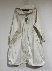 ユニクロ ライトブロックテックコート　Ｍ