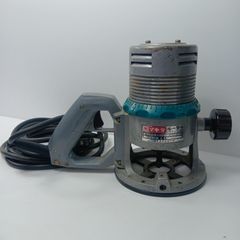 Makita マキタ 電子ルータ 3612C 本体 数回使用 お買い得！ - メルカリ