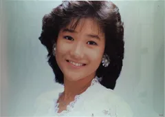 2026年最新】岡田有希子 ポスターの人気アイテム - メルカリ