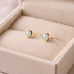 【小さなお守り】オパール スタッドピアス S925 K18コーティング 金属アレルギー対応 一粒ピアス シンプル 上品 普段使い ギフト セットネットあり