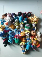 キーホルダーぬいぐるみ34個＋中型ぬいぐるみ7個＋おまけ付き3個 まとめ出品