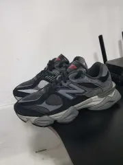 ニューバランス 9060 ブラック スニーカー (240)