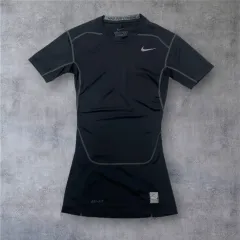 ナイキ Nike ブラック プロコンバット ドライフィット 機能性 半袖 Tシャツ 95