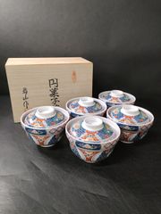 A1354-7/有田焼/源右衛門窯/赤濃唐草文蓋碗5客/共箱/蓋物/懐石道具/ A1354-7/有田焼/源右衛門窯/赤濃唐草文蓋碗5客/共箱/蓋物/懐石道具