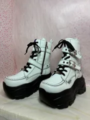 ♡新品未使用♡ 　美品　LLサイズ【24.5cm-25.0cm】 　ヨースケ YOSUKE  　レディース 　スニーカー　厚底ハイカットスニーカー 　フラット トラックソール 靴　MY1420-446