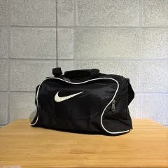ナイキ ダッフルバッグ（B179 バッグ
