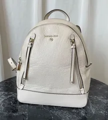 MICHAEL KORS マイケルコース MKロゴリュック 白