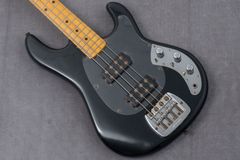 432 Fender Mustang Bass 1975年 - メルカリ