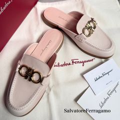 味ごのみさま 新品 フェラガモ レザーベルトビジュー クリスタル