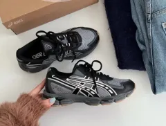 (1回着) アシックス ゲルNYC2055 ブラック 260