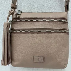 9828　IBIZA　イビサ　ショルダーバッグ　 斜めがけ　紐調節可能　ピンク系　 レザー　ロゴ　タッセル　3ZIP　 レディース