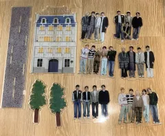 SEVENTEEN アクリルスタンド