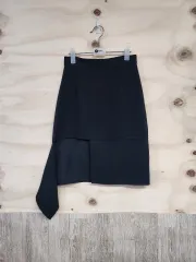 607) アシンメトリー スカート