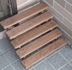 アンティーク調 小さな植物専用 ６cmX５段 フラワースタンド 屋外用 送料無料