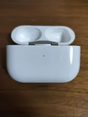 美品（正規品）Apple AirPods Pro 第2世代 充電ケースのみ USB-C A2968 純正品