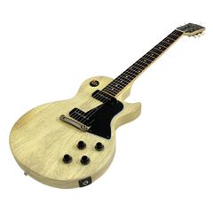 Pre-owned Gibson Custom Shop Les Paul Special TV White Electric Guitar, 2001, with hard case, string instrument, music, T10803685
