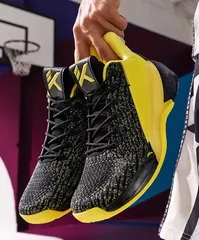 Anta クレイ・トンプソン　KT4 low　ブラック×イエロー