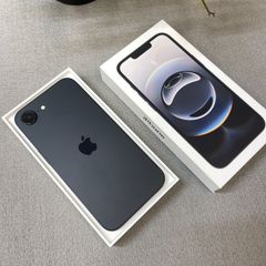 バッテリー97% iPhone 14 128GB ミッドナイト国内版SIMフリー送料無料