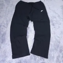 XL NIKE スポーツズボン