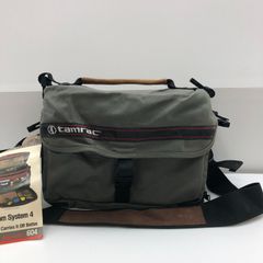 Item thumbnail for item 051a013b-b319-438c-944f-7024c9f575ba