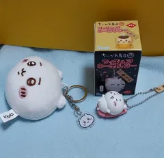 ちいかわミラーキーホルダー & お寿司ちいかわフィギュアキーホルダー 2種