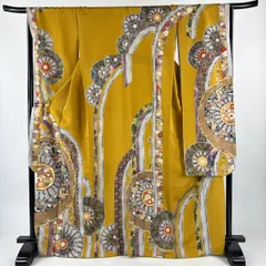 振袖 身丈168cm 裄丈68cm L 袷 菊 宝尽くし 金糸 金彩 山吹茶色 正絹 秀品 【中古】