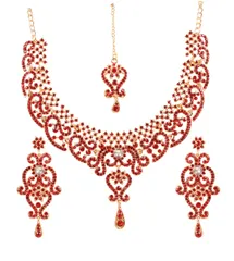 【在庫処分】maang tikkaファンシーコスチューム ブライダル イヤリング ネックレスセット ガールズ ウェディング衣装 ゴールドジュエリー ビッグデジアクセサリー ボリウッド 女性用 ラインストーンゴールドまたはシルバートーン インディアンジュエリーセ