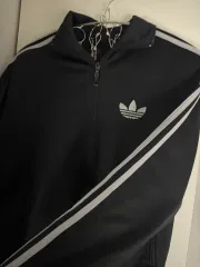 アディダス ブラック 3本線 トラックジャージ s