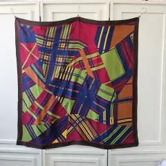 イヴ・サンローラン マルチカラー チェック Starship Square スカーフ