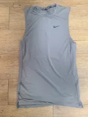 ナイキ プロ ノースリーブ