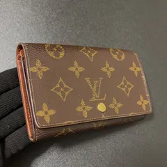 v45 ポルト モネ ビエ トレゾール　ポルトフォイユ トレゾール　インターナショナル 旧型　Louis Vuitton ルイ ヴィトン　2つ 折り　二つ折り　フラップ ボタン 式　財布　コンパクト　ミニ ウォレット　モノグラム