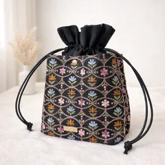 巾着バック　インド刺繍
