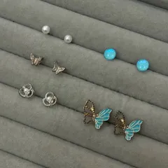 セットピアス バタフライ フラワー パール シルバー ライトブルー ピアス 両耳用 シンプル デイリーコーデ 重ね付け カジュアル かわいい フェミニン レディース 韓国アクセ